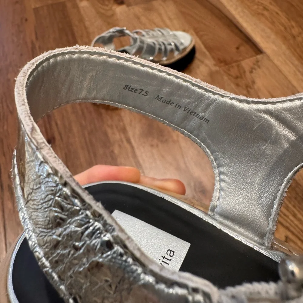 Dolce Vita Metallic Silver Platform Sandals - Picture 7 of 8